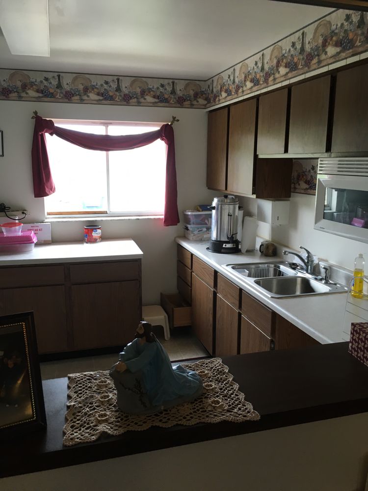 805 S County Line Rd, Hebron, IN 46341